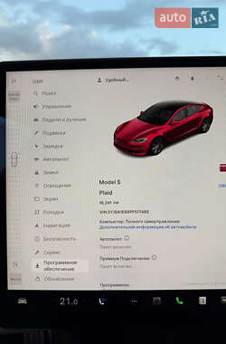 Ліфтбек Tesla Model S 2023 в Стрию