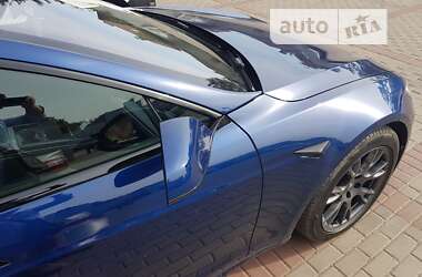 Лифтбек Tesla Model S 2022 в 