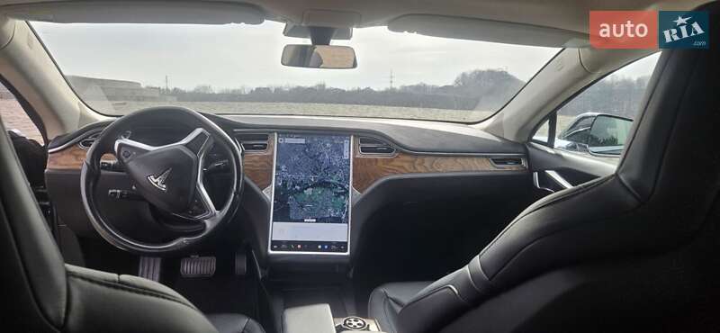 Ліфтбек Tesla Model S 2016 в Києві фото 15 Ліфтбек Tesla Model S 2016 в Києві