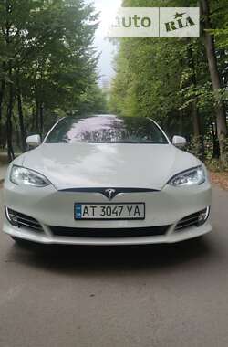 Лифтбек Tesla Model S 2018 в Ивано-Франковске