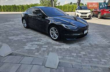 Лифтбек Tesla Model S 2021 в Киеве