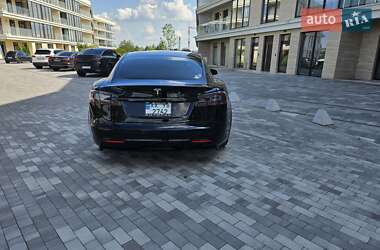 Лифтбек Tesla Model S 2021 в Киеве