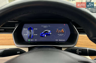Лифтбек Tesla Model S 2018 в Виннице