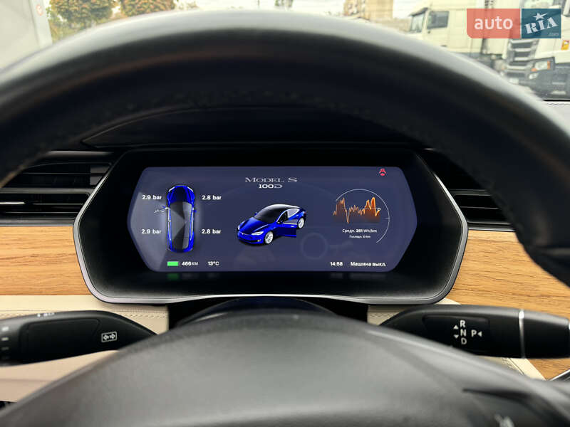 Лифтбек Tesla Model S 2018 в Виннице