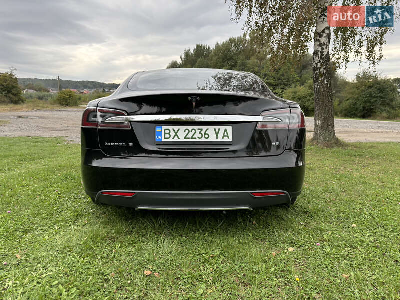 Лифтбек Tesla Model S 2013 в Красилове фото 3 Лифтбек Tesla Model S 2013 в Красилове
