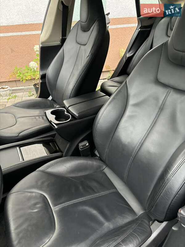 Лифтбек Tesla Model S 2013 в Красилове фото 18 Лифтбек Tesla Model S 2013 в Красилове