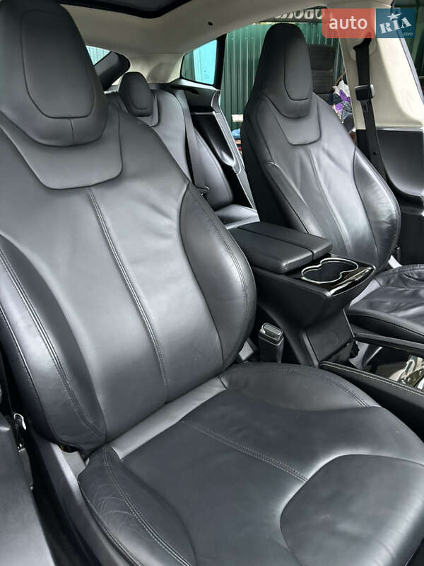 Лифтбек Tesla Model S 2013 в Красилове фото 21 Лифтбек Tesla Model S 2013 в Красилове