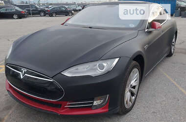 Лифтбек Tesla Model S 2013 в Львове