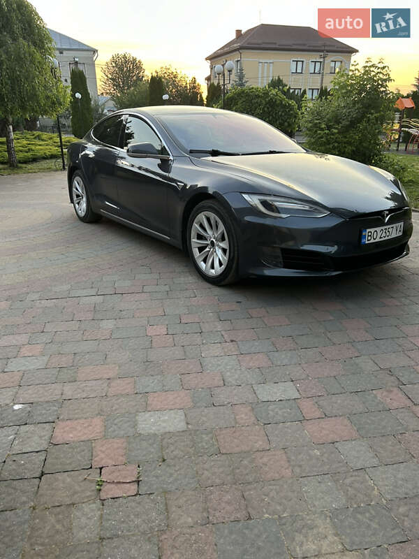 Ліфтбек Tesla Model S 2017 в Рогатині фото 2 Ліфтбек Tesla Model S 2017 в Рогатині