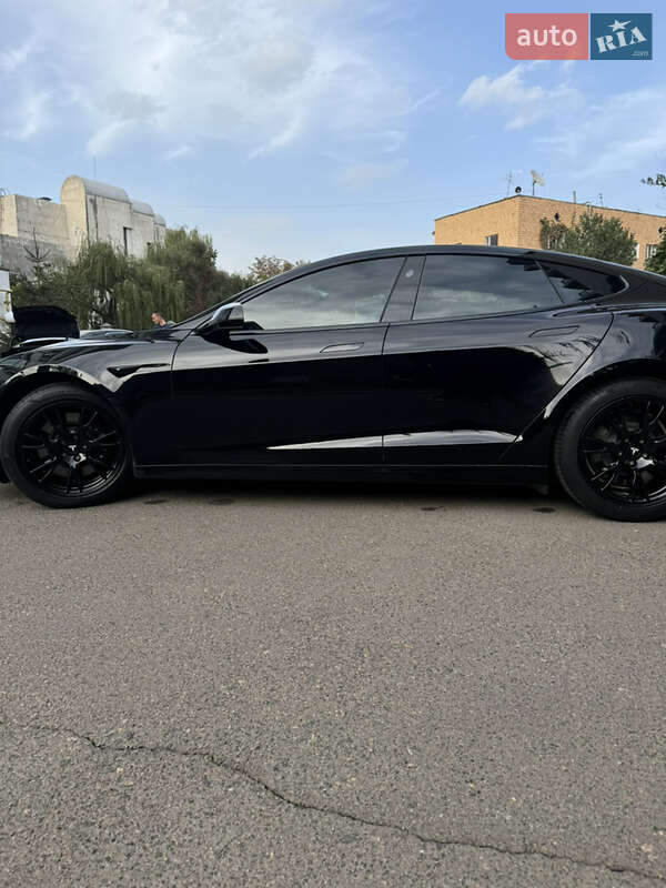 Ліфтбек Tesla Model S 2022 в Черкасах