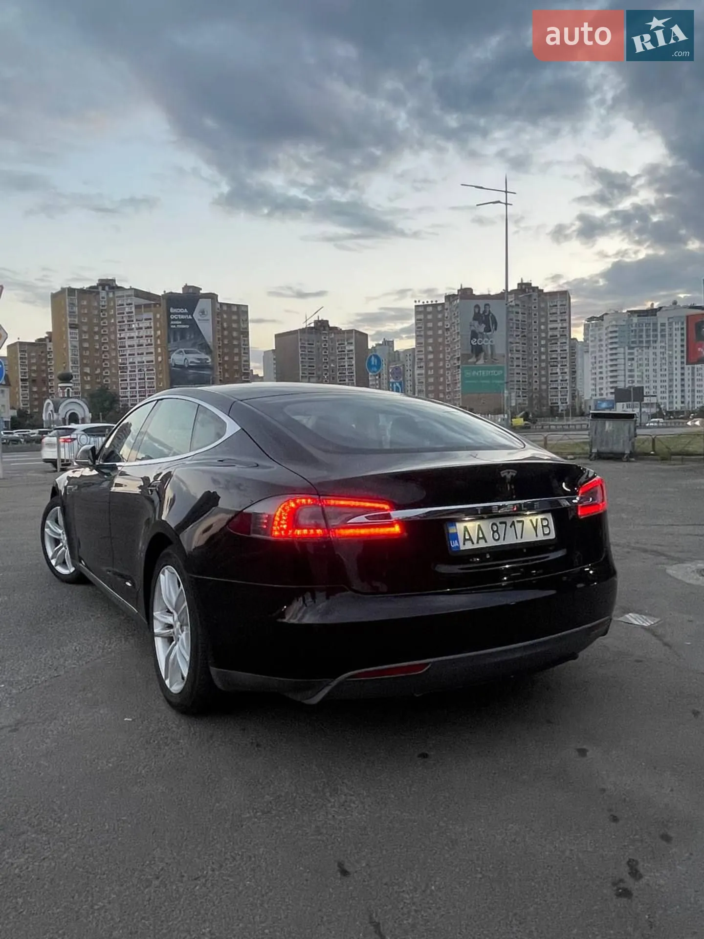 2015 Tesla Model S - мініатюра 4