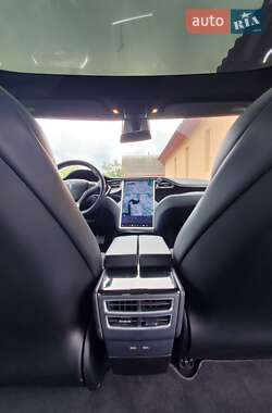 Ліфтбек Tesla Model S 2018 в 