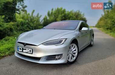 Ліфтбек Tesla Model S 2018 в 