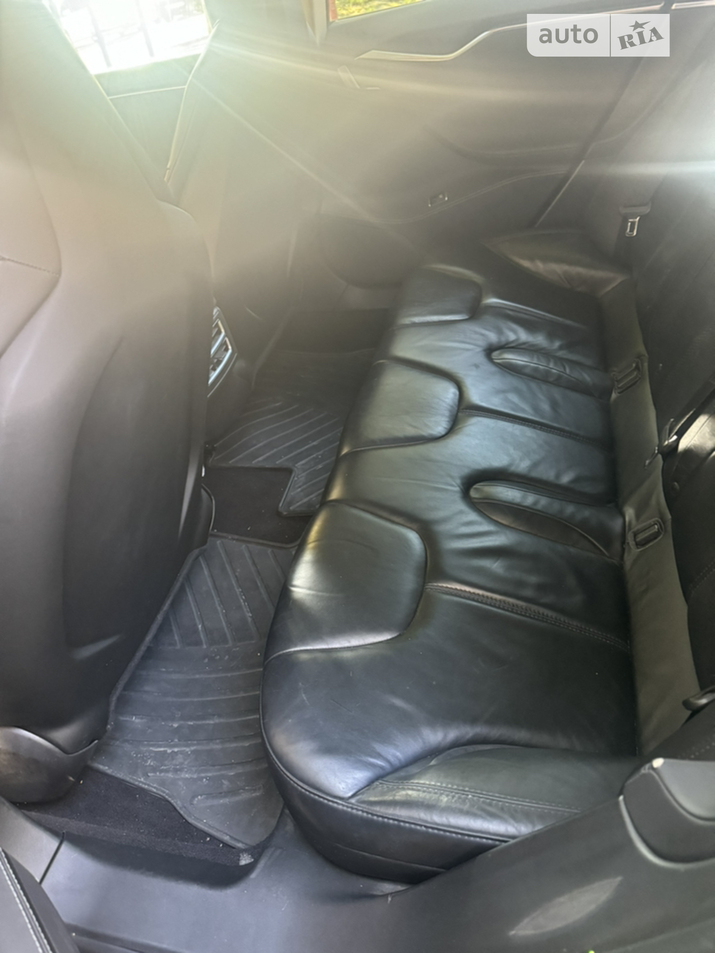 2014 Tesla Model S - мініатюра 7