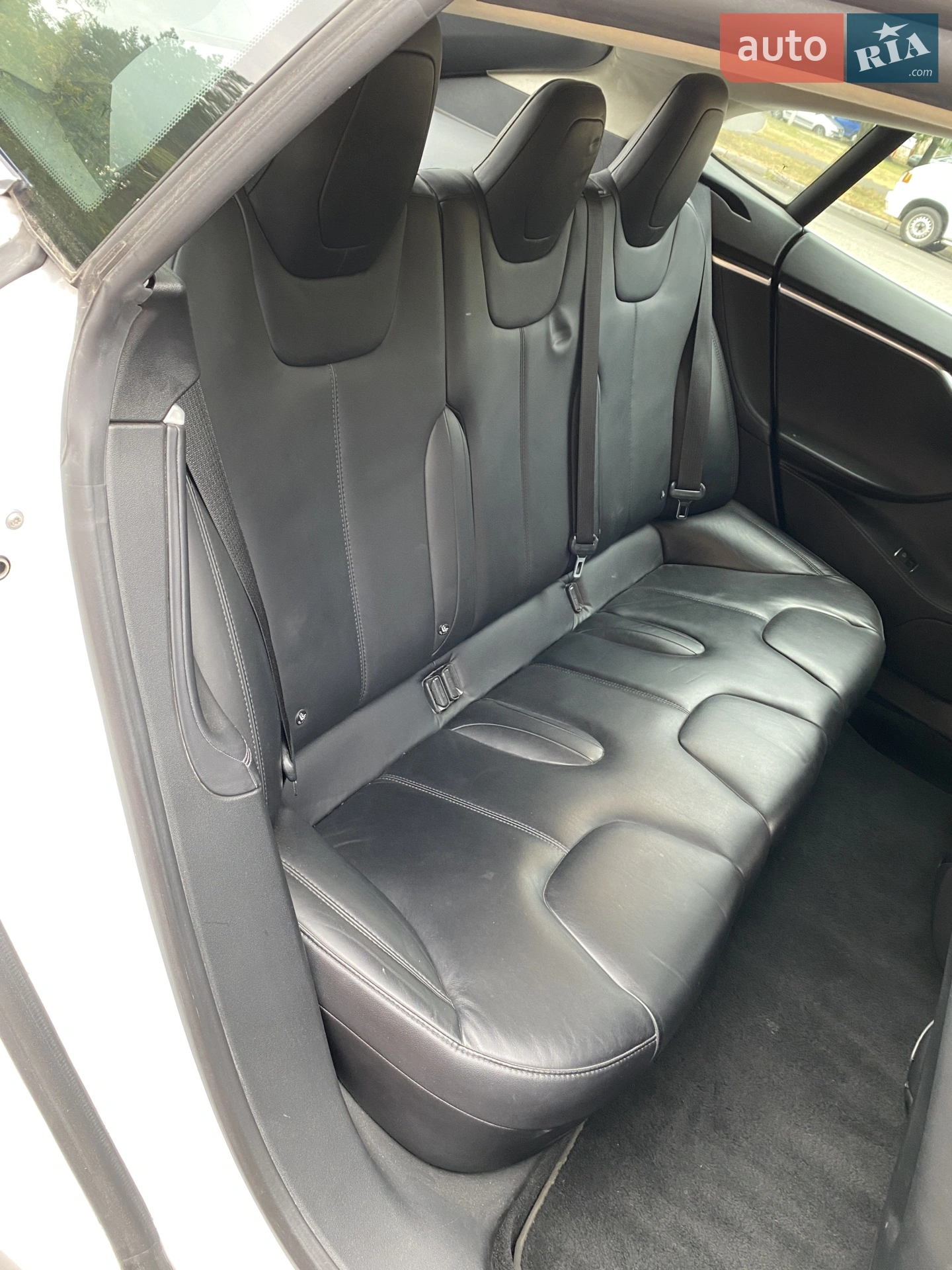2015 Tesla Model S - мініатюра 24