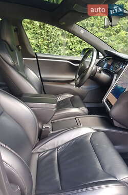 Лифтбек Tesla Model S 2017 в 