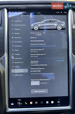Лифтбек Tesla Model S 2014 в 