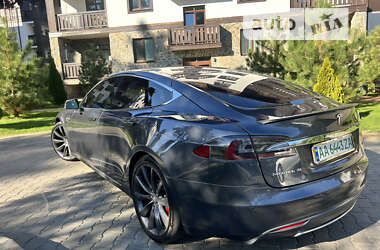 Лифтбек Tesla Model S 2014 в Киеве