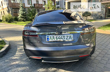 Лифтбек Tesla Model S 2014 в Киеве