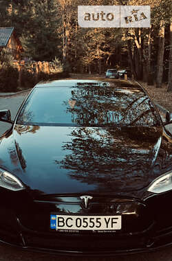 Ліфтбек Tesla Model S 2014 в Львові