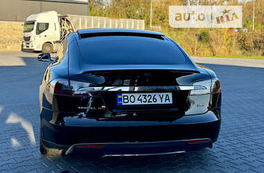 Ліфтбек Tesla Model S 2014 в Зборові