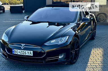 Ліфтбек Tesla Model S 2014 в Зборові