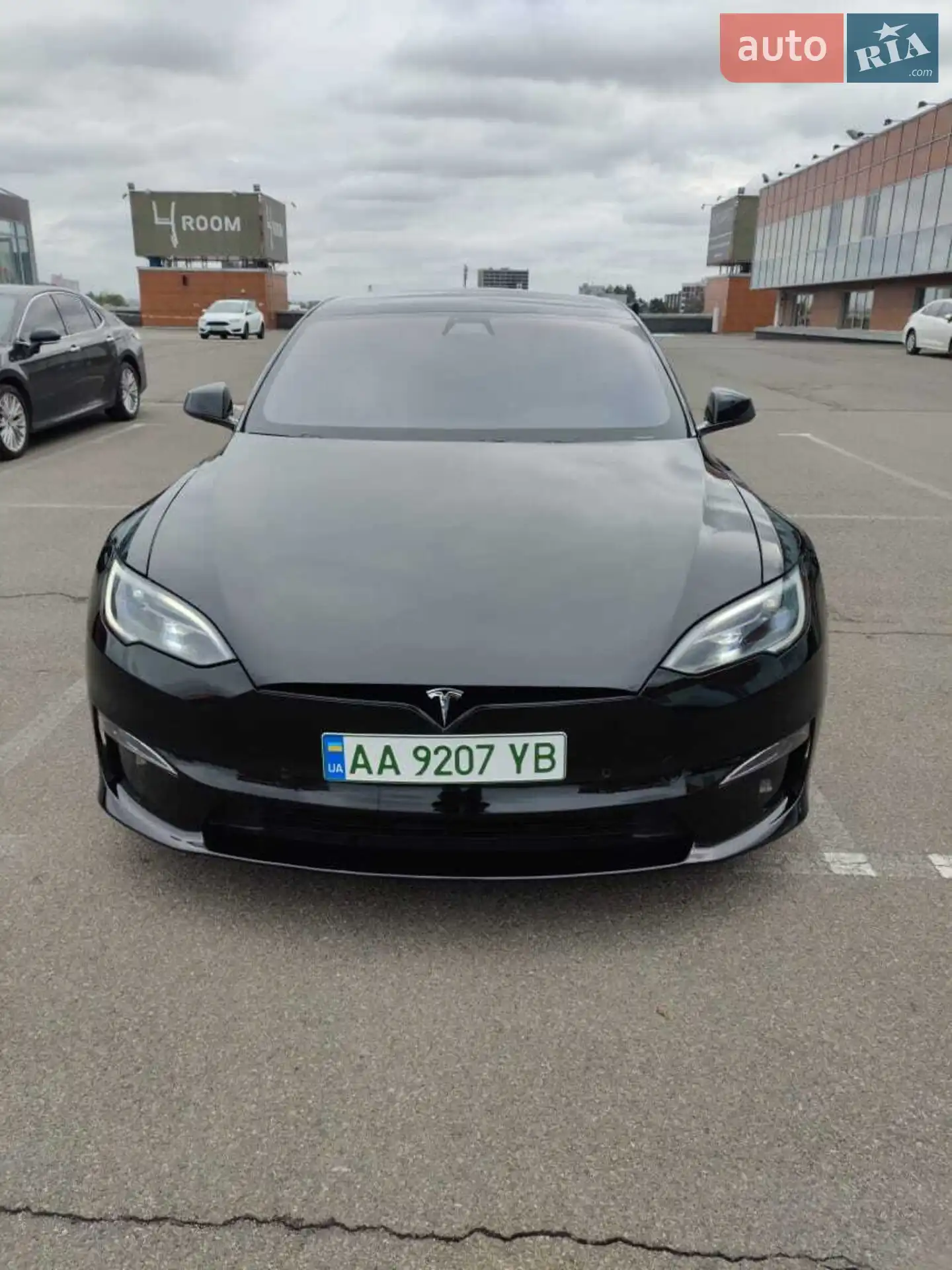 2022 Tesla Model S - мініатюра 4