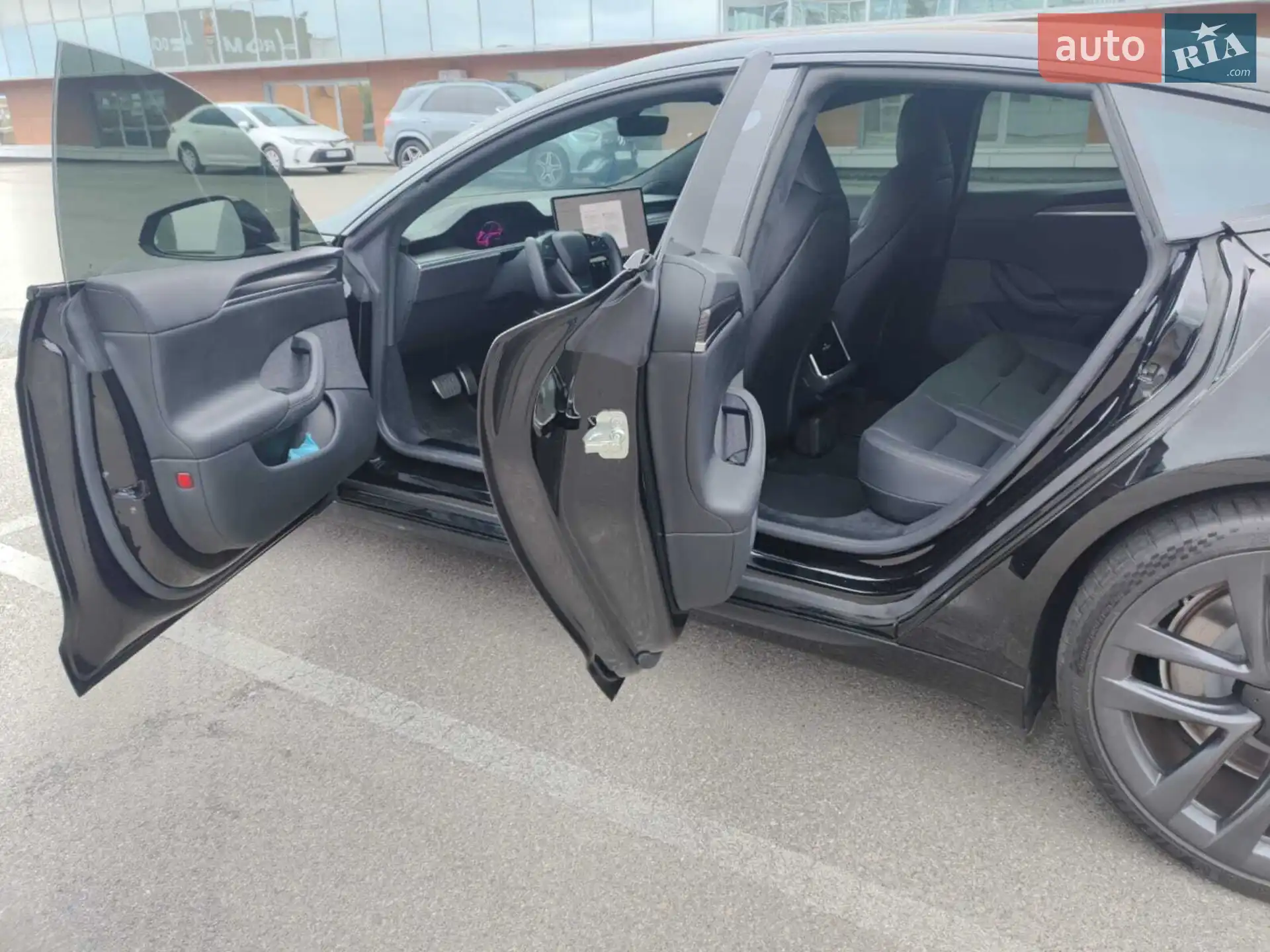 2022 Tesla Model S - мініатюра 20