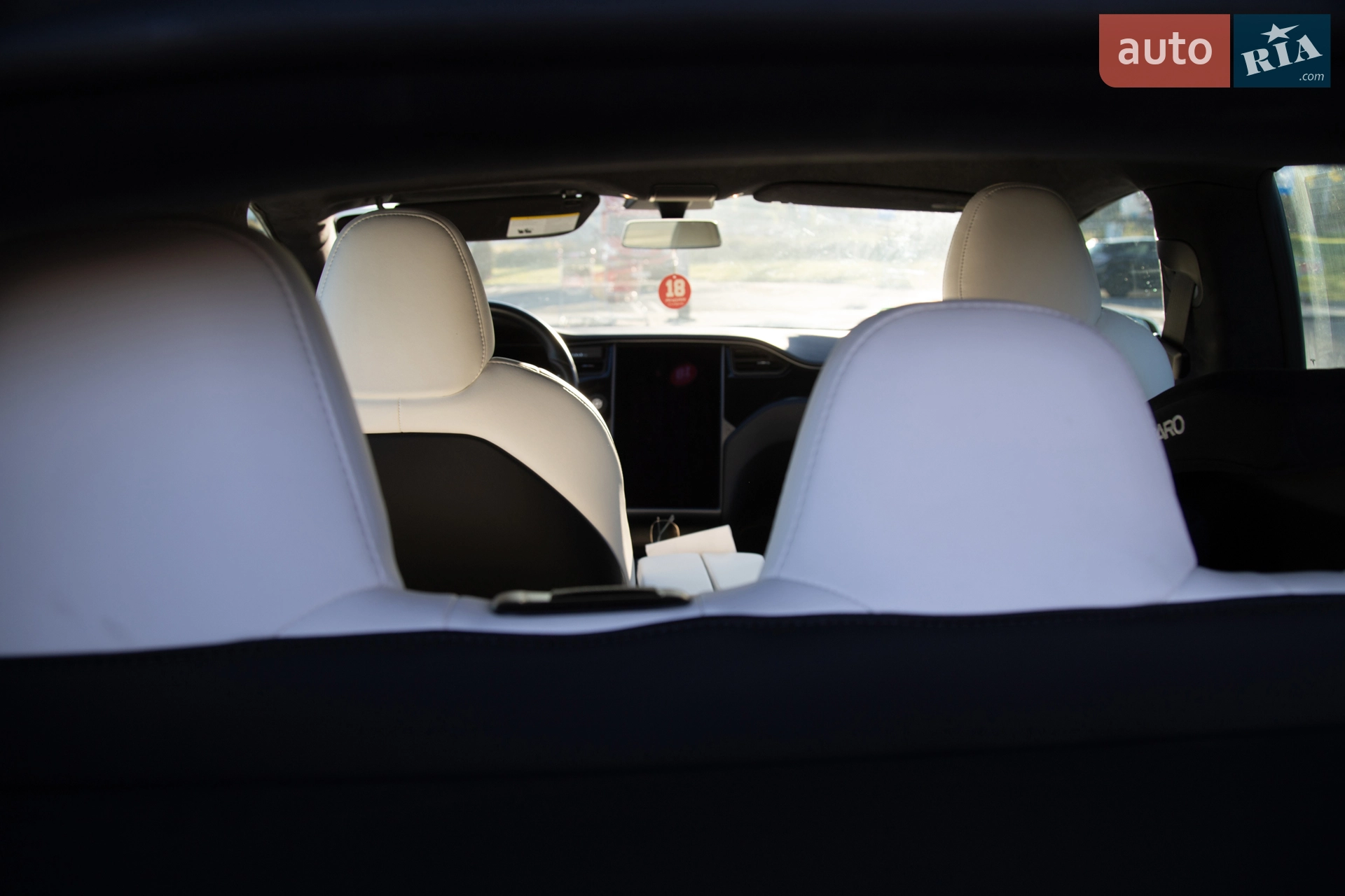 2020 Tesla Model S - мініатюра 11