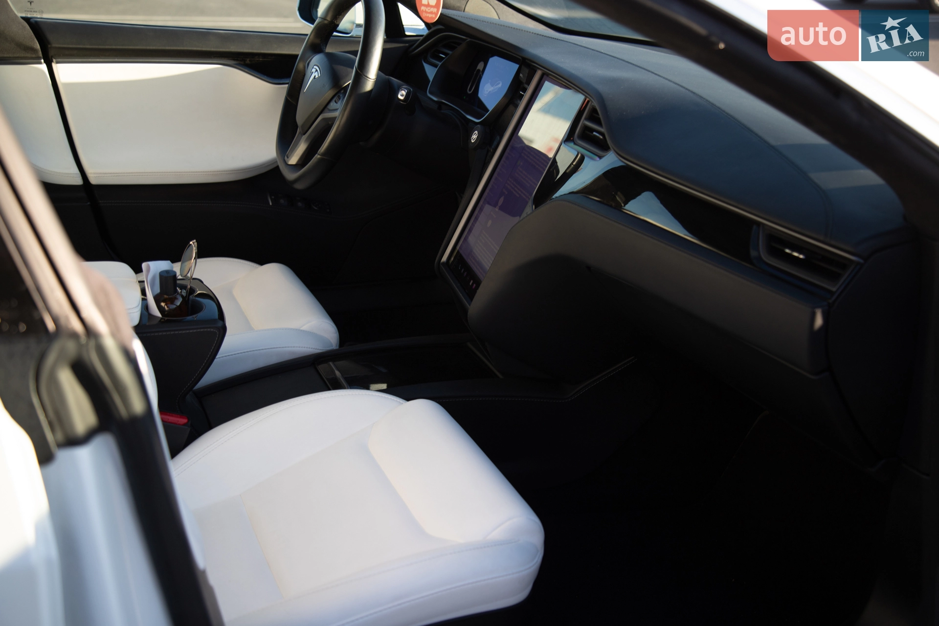 2020 Tesla Model S - мініатюра 14