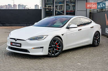 Лифтбек Tesla Model S 2023 в Киеве