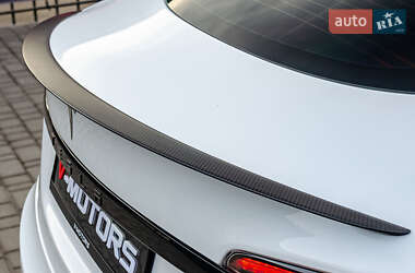 Лифтбек Tesla Model S 2023 в Киеве