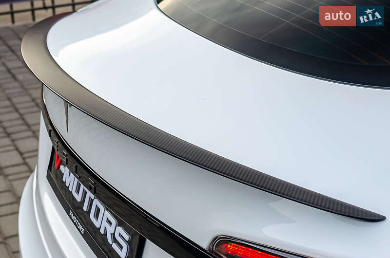 Ліфтбек Tesla Model S 2023 в Києві фото 16 Ліфтбек Tesla Model S 2023 в Києві