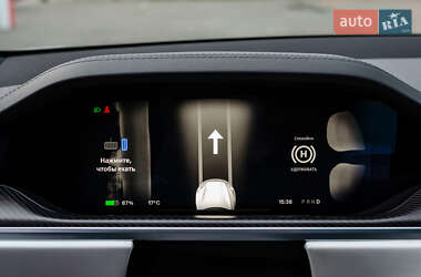 Лифтбек Tesla Model S 2023 в Киеве