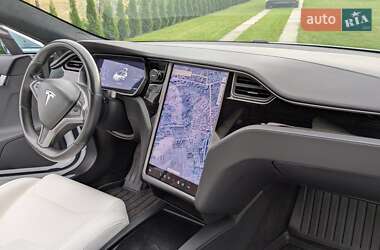 Лифтбек Tesla Model S 2019 в Львове