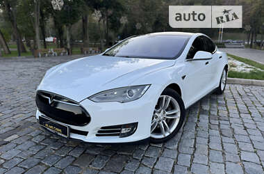 Лифтбек Tesla Model S 2013 в Киеве