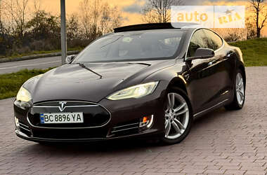 Лифтбек Tesla Model S 2014 в Трускавце