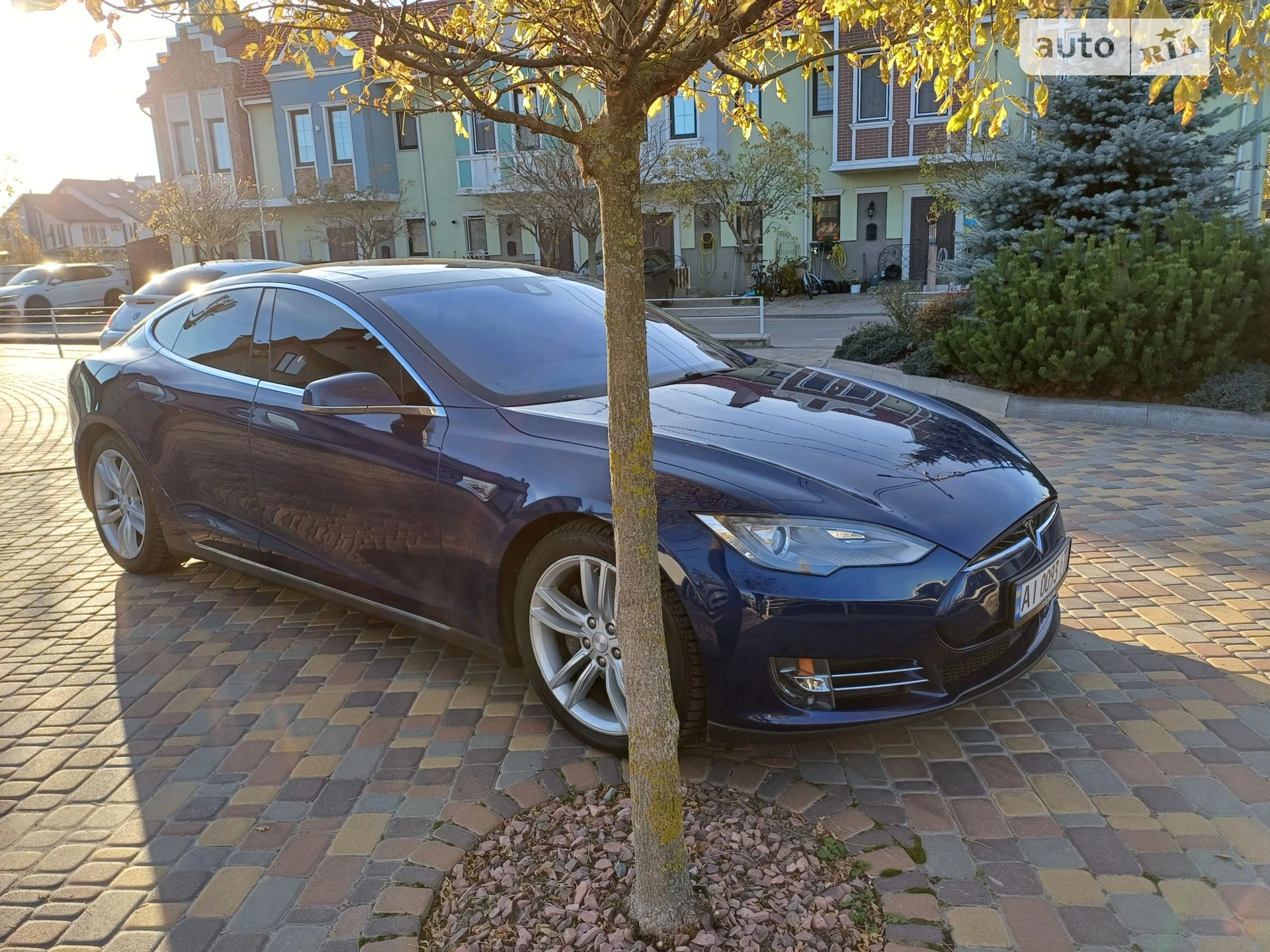 2015 Tesla Model S - мініатюра 2