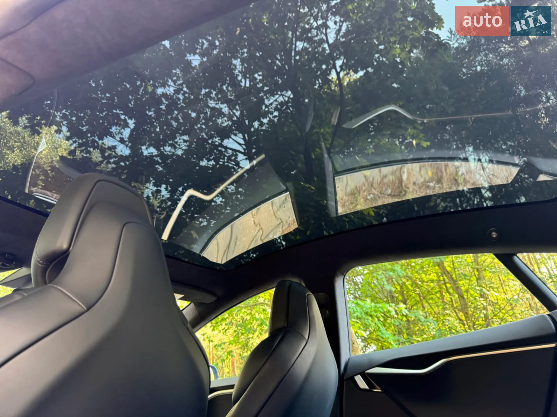 Tesla Model S 2017 VIN 5YJSA1E29HF192201 фото оголошення 6 з 12
