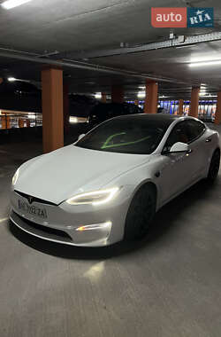 Лифтбек Tesla Model S 2021 в Киеве