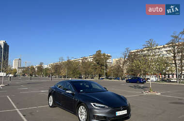 Лифтбек Tesla Model S 2016 в 