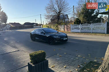 Лифтбек Tesla Model S 2013 в 