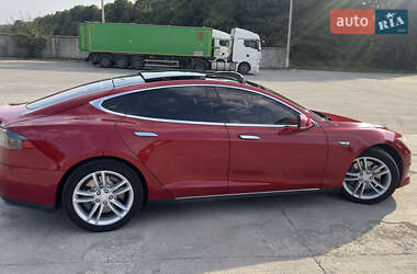 Ліфтбек Tesla Model S 2014 в Вінниці