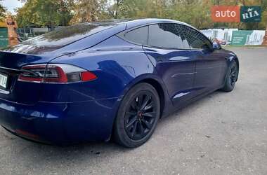 Лифтбек Tesla Model S 2018 в 