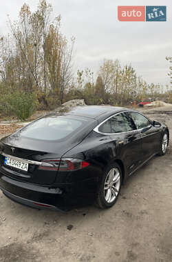 Лифтбек Tesla Model S 2013 в Киеве