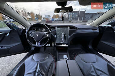 Лифтбек Tesla Model S 2013 в Ковеле