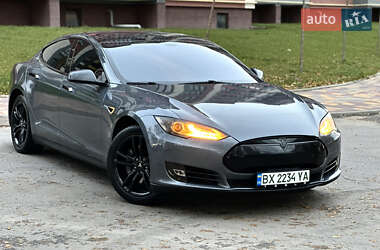 Ліфтбек Tesla Model S 2013 в Тернополі