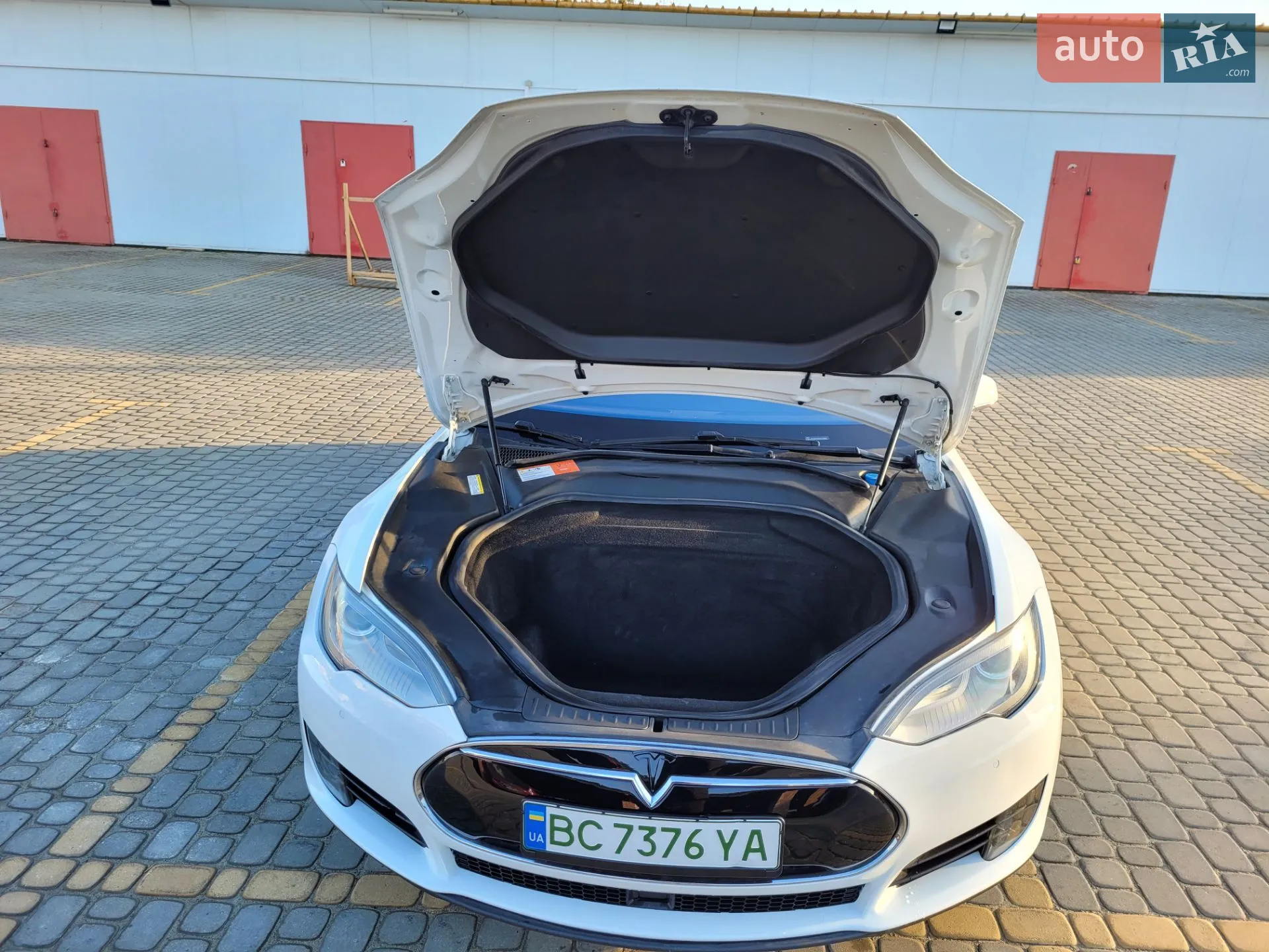 2015 Tesla Model S - мініатюра 17