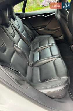 Ліфтбек Tesla Model S 2014 в Вінниці