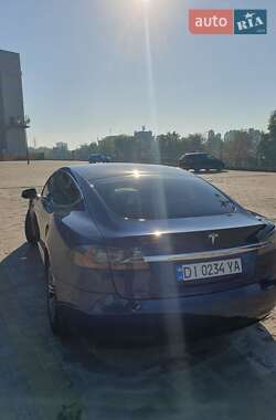 Ліфтбек Tesla Model S 2018 в Харкові